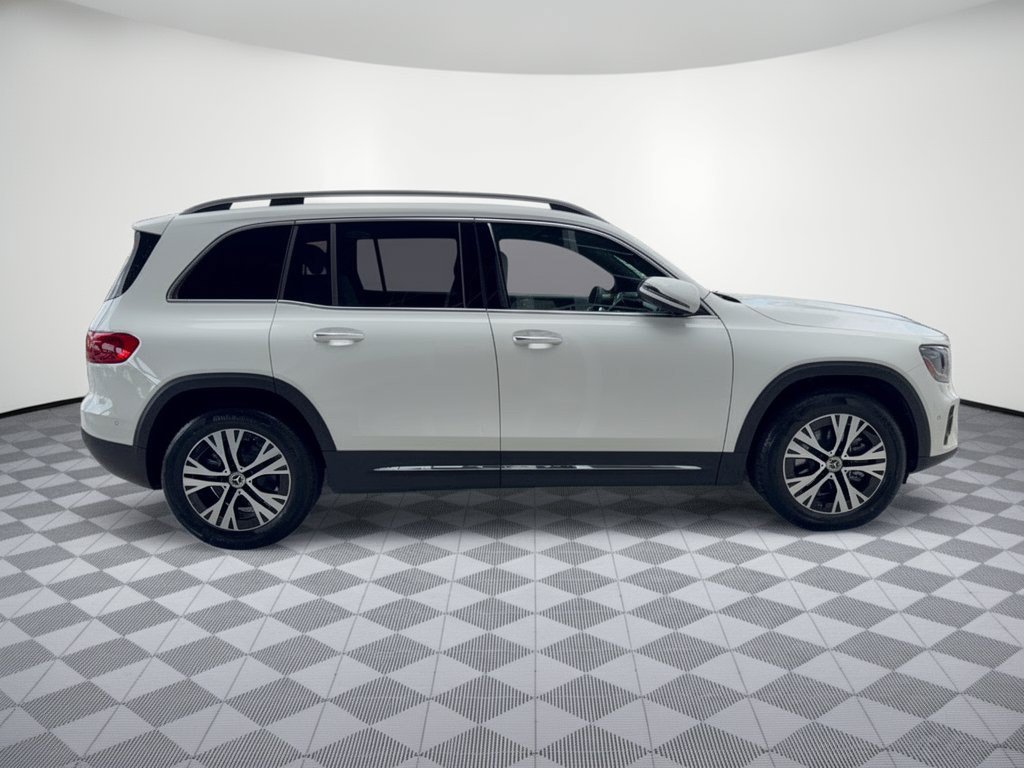 Used 2026 Mercedes-Benz GLB 250 image 8