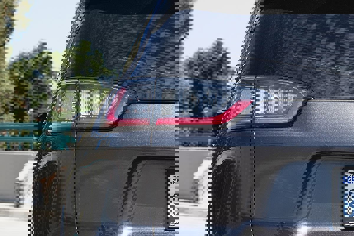 Used 2019 Jeep Cherokee Latitude Plus image 7