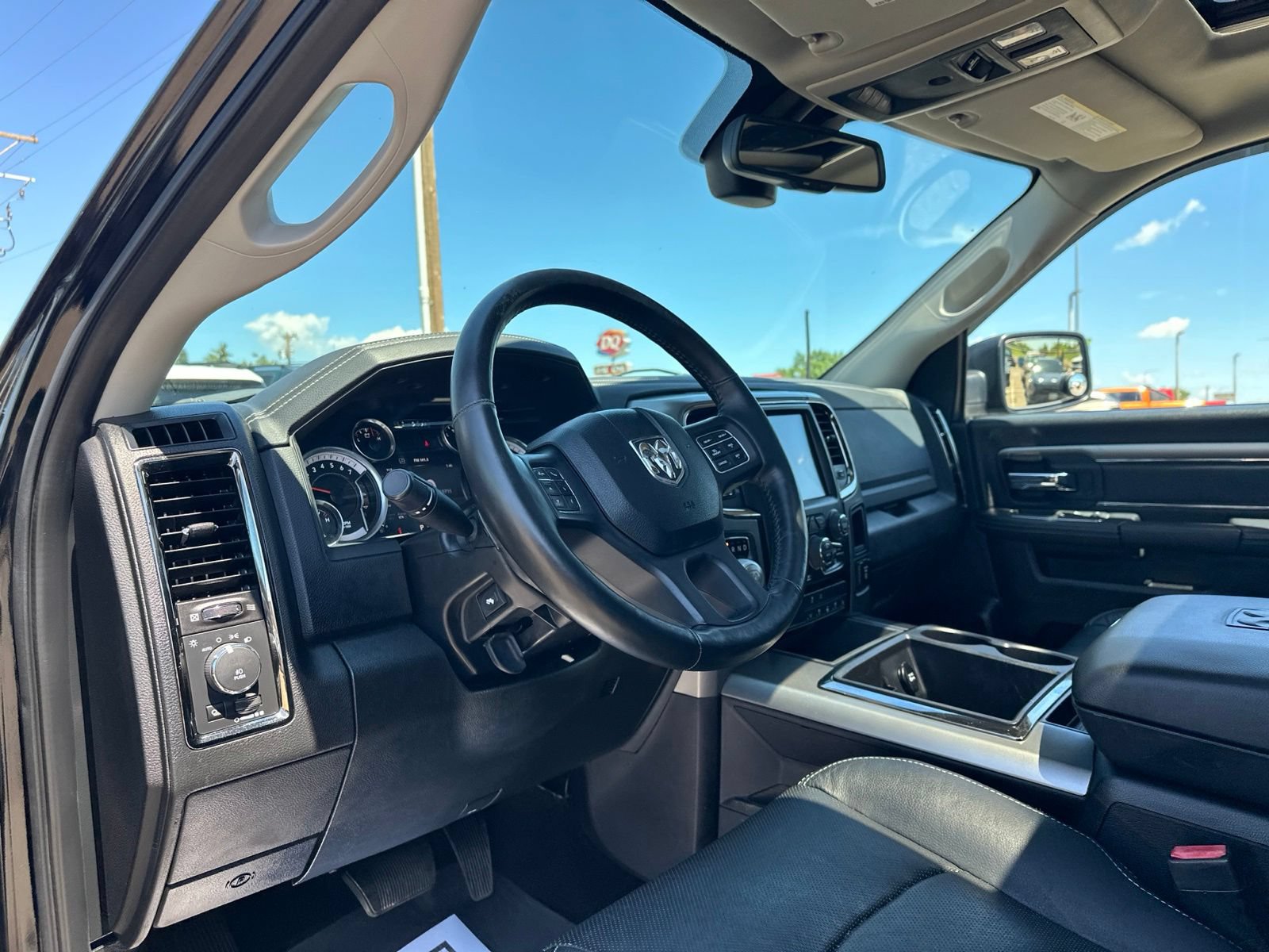Used 2014 RAM 1500 Sport w/ Remote Start & Security Group AWD/4WD image 17