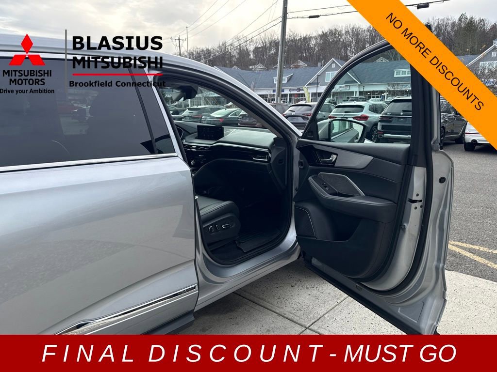 Used 2023 Acura MDX SH-AWD w/ Technology Package image 13