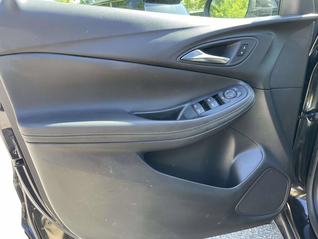 Used 2024 Buick Encore GX Preferred FWD image 16