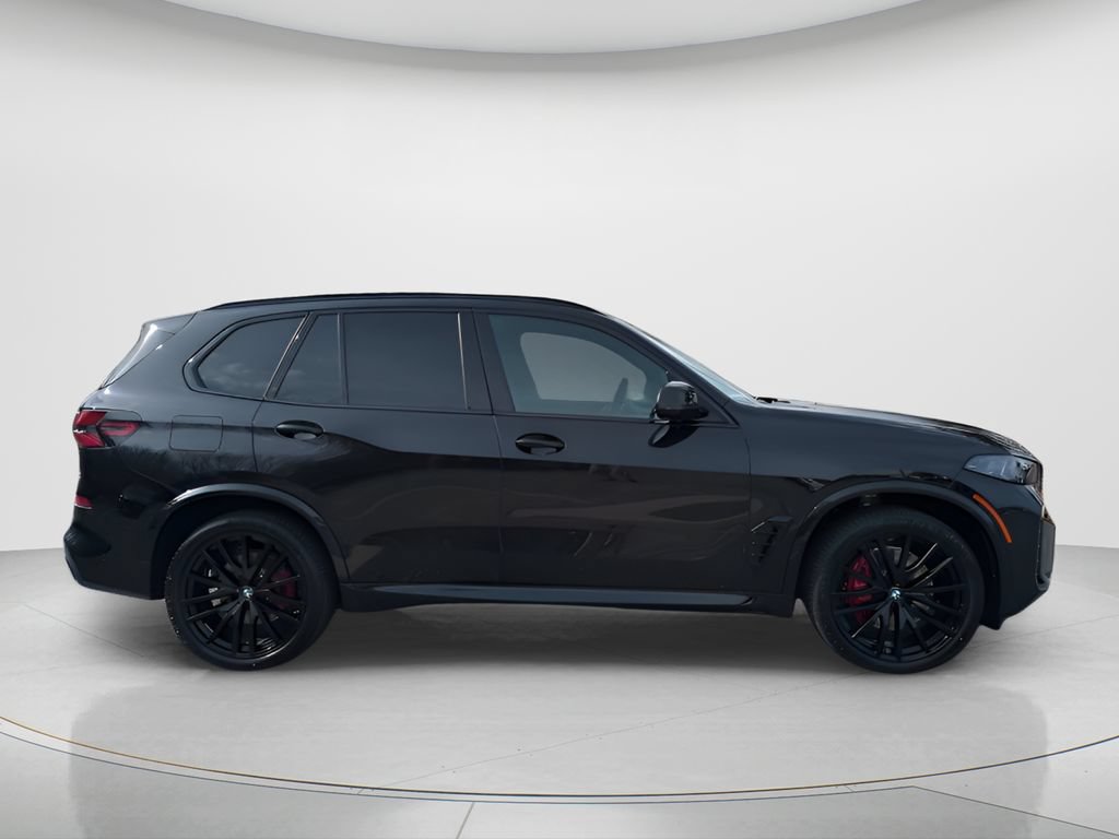 New 2026 BMW X5 xDrive40i w/ M Sport Package AWD/4WD image 4