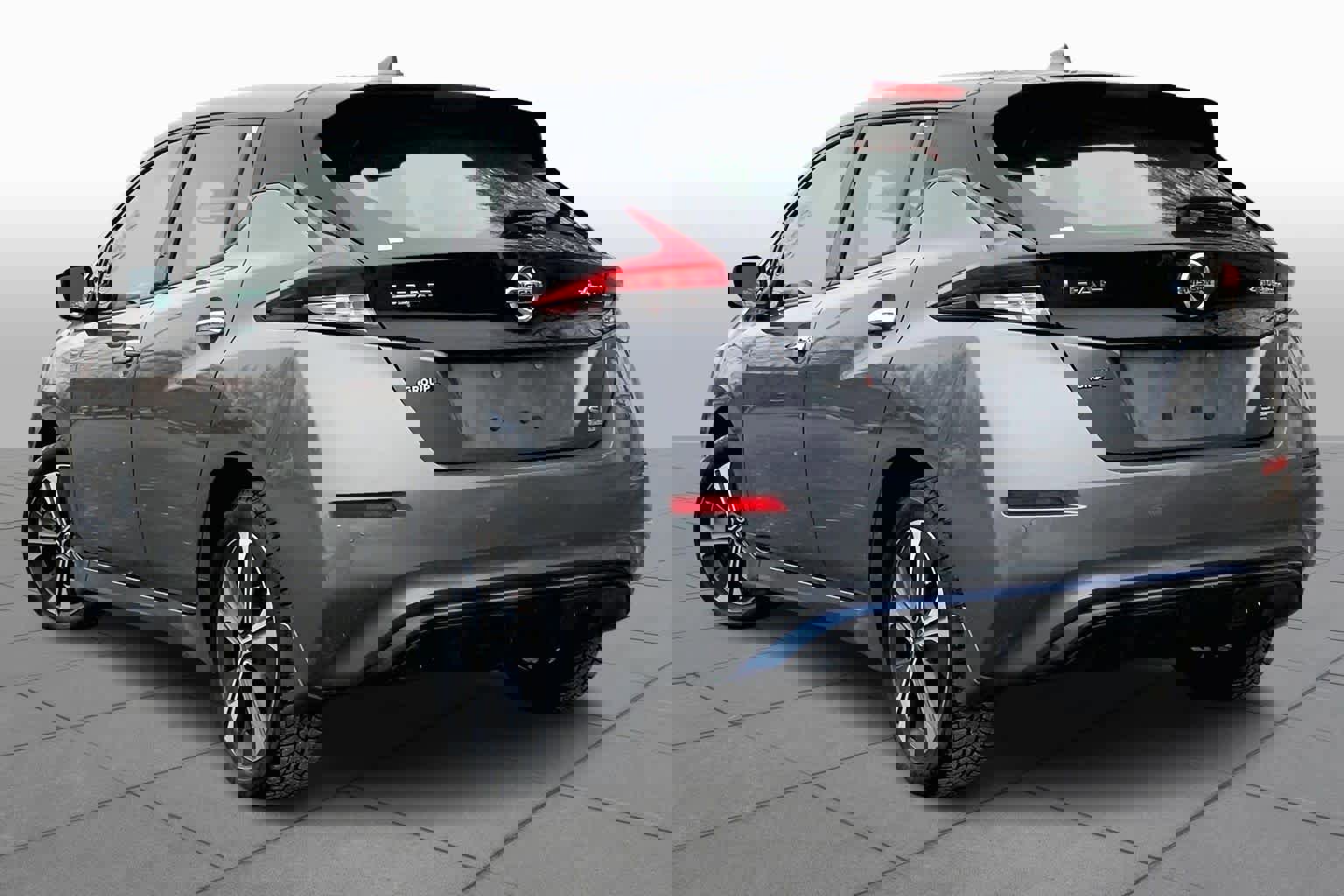 Used 2021 Nissan Leaf SL Plus image 11