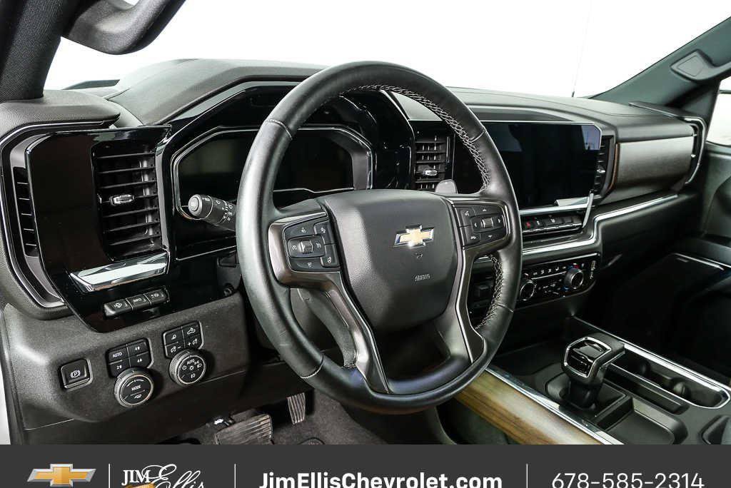 Certified 2024 Chevrolet Silverado 1500 High Country w/ Technology Package AWD/4WD image 4