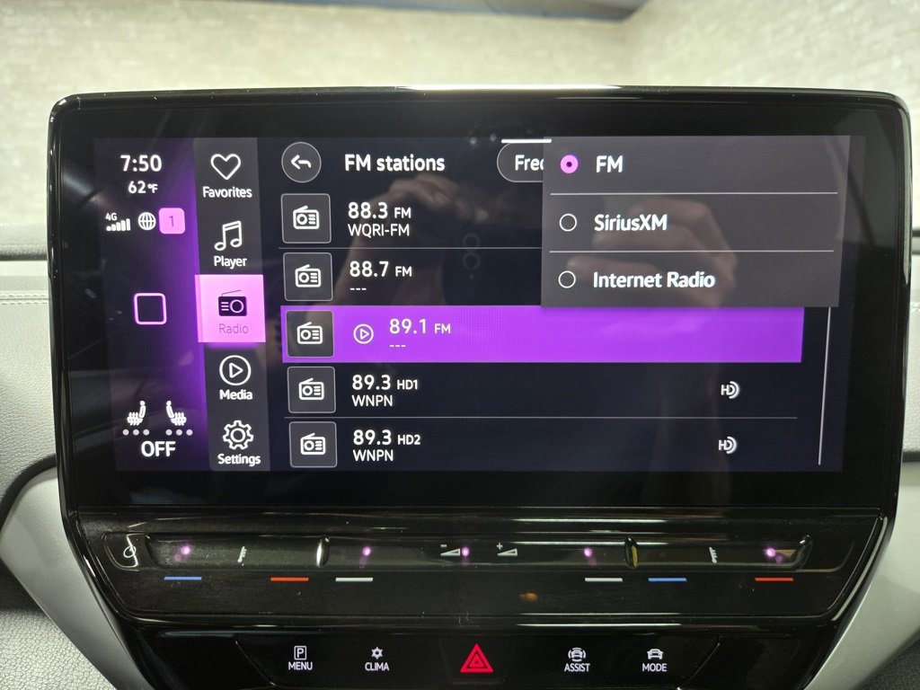 Used 2023 Volkswagen ID.4 Pro S image 21