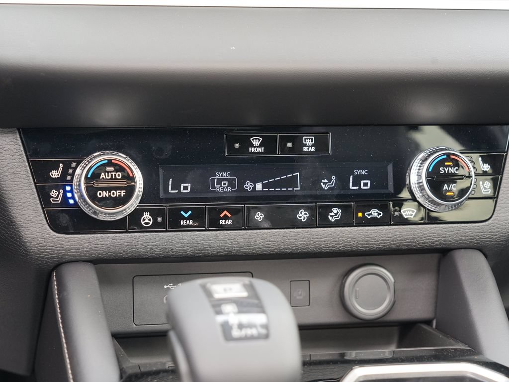 New 2026 Mitsubishi Outlander SEL Black Edition AWD/4WD image 26
