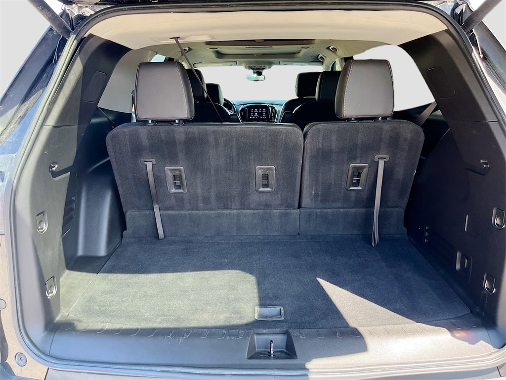Used 2021 Chevrolet Traverse RS image 28