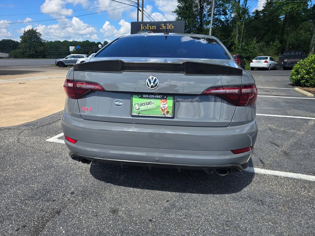 Used 2020 Volkswagen Jetta GLI FWD image 5