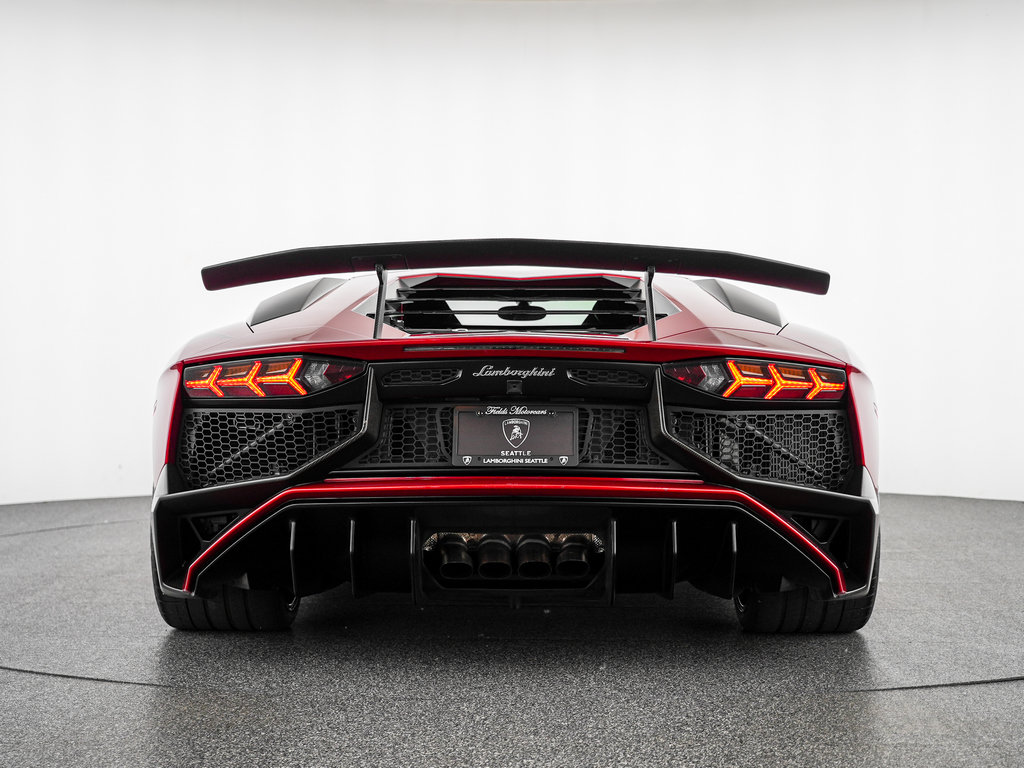 Used 2016 Lamborghini Aventador LP 750-4 Superveloce AWD/4WD image 5