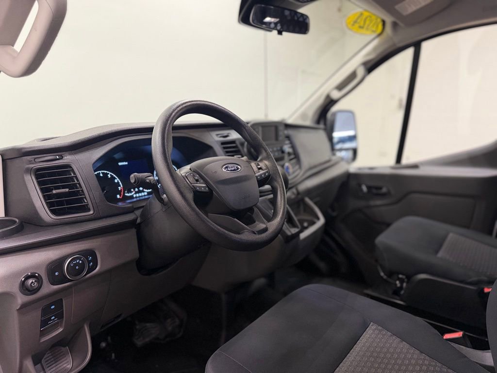 Used 2024 Ford Transit 250 Low Roof AWD w/ Exterior Upgrade Package image 14