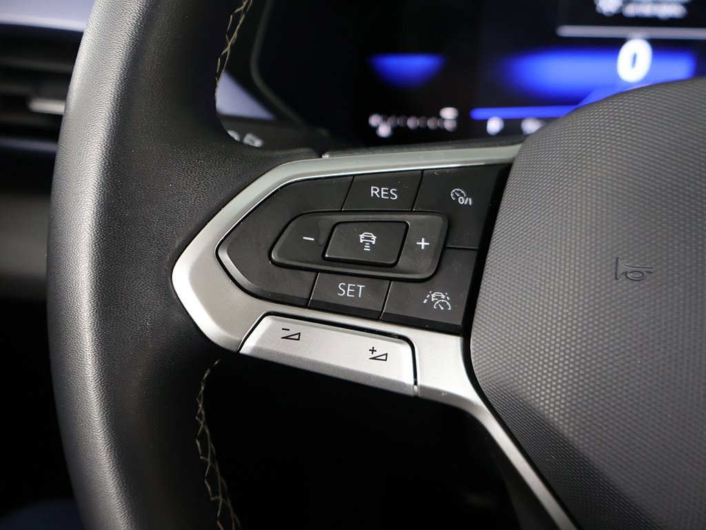 Used 2022 Volkswagen Taos SE image 38