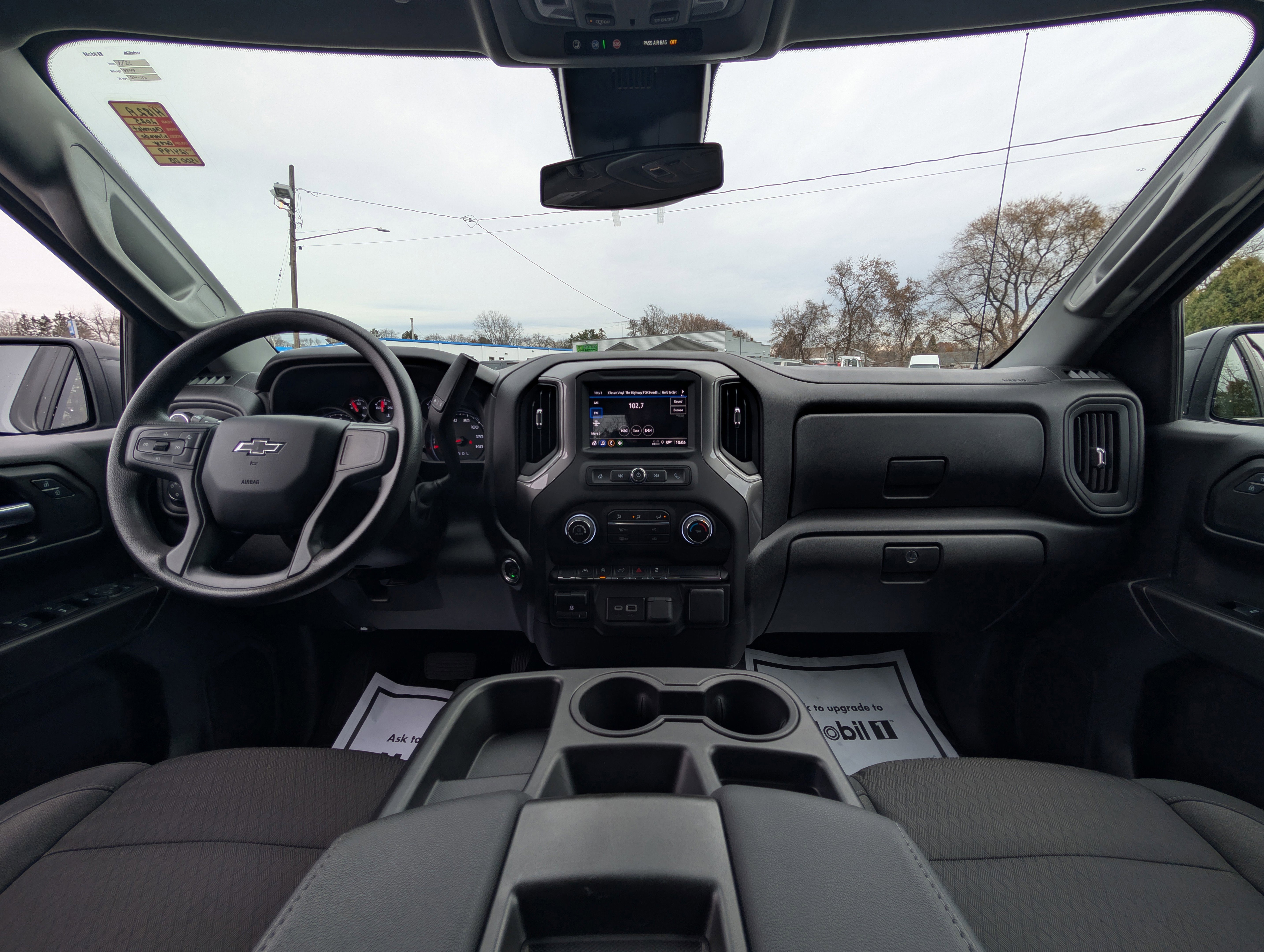 Used 2025 Chevrolet Silverado 1500 Custom w/ Rally Edition image 2