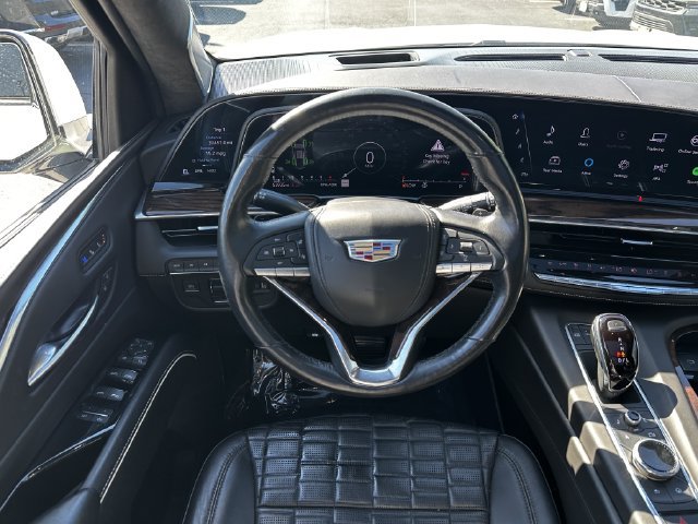 Used 2023 Cadillac Escalade Sport Platinum w/ LPO, ONYX Package AWD/4WD image 14