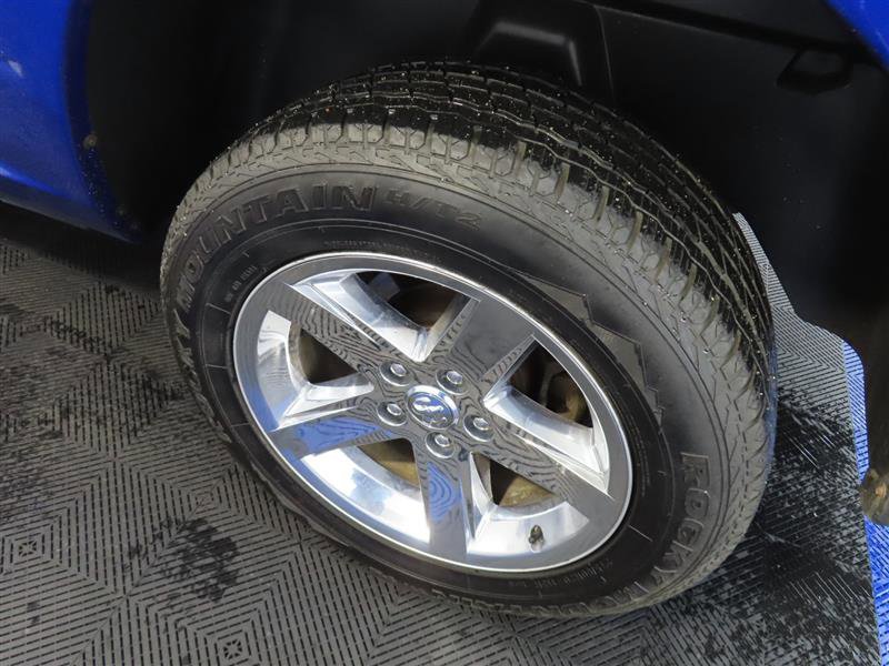 Used 2017 RAM 1500 Express AWD/4WD image 7