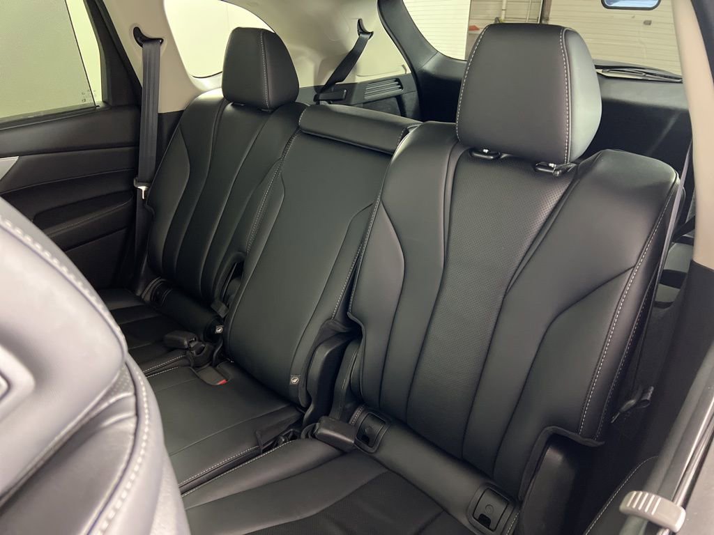 Used 2023 Acura MDX SH-AWD w/ Technology Package image 6