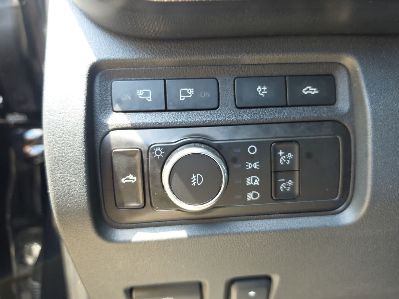 Used 2024 Ford F350 Platinum AWD/4WD image 23