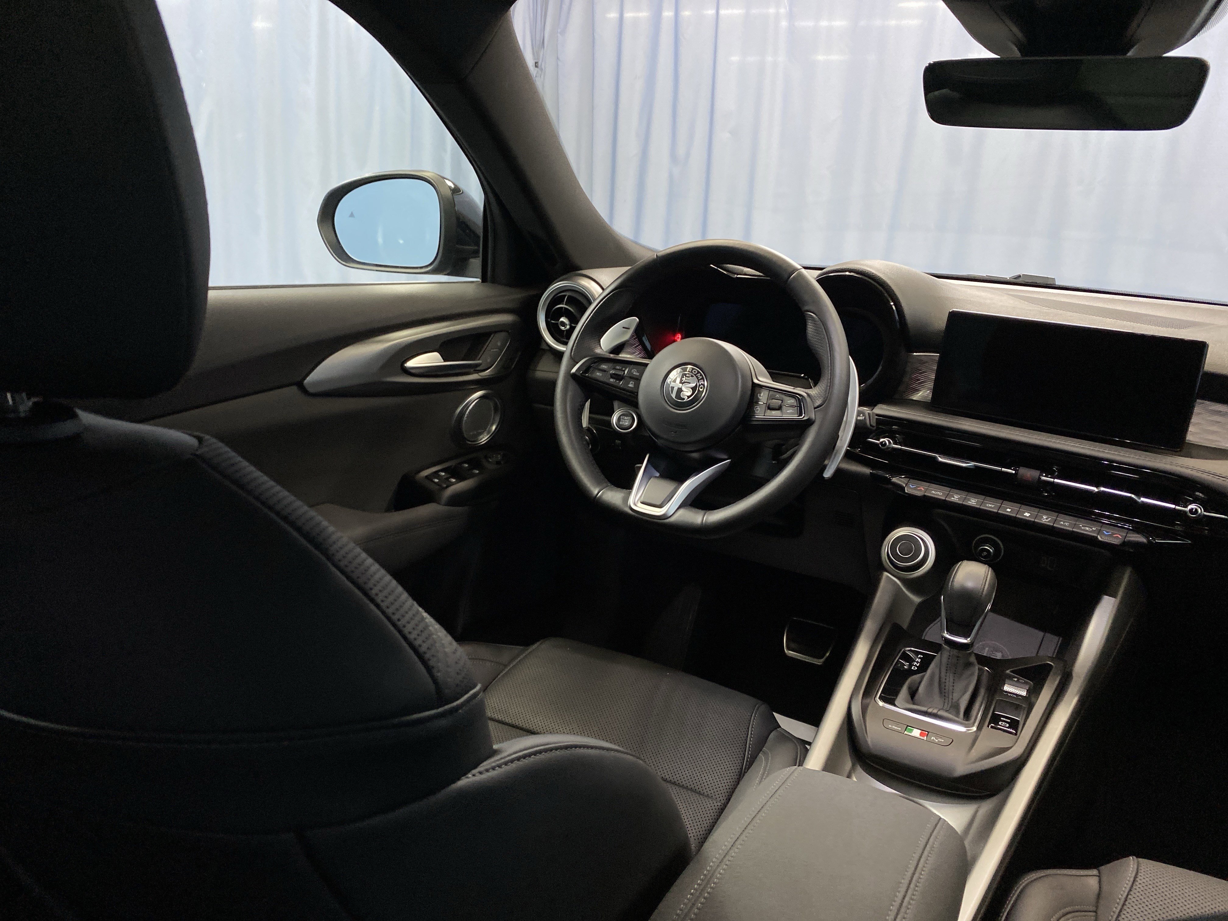 Used 2024 Alfa Romeo Tonale Veloce image 41