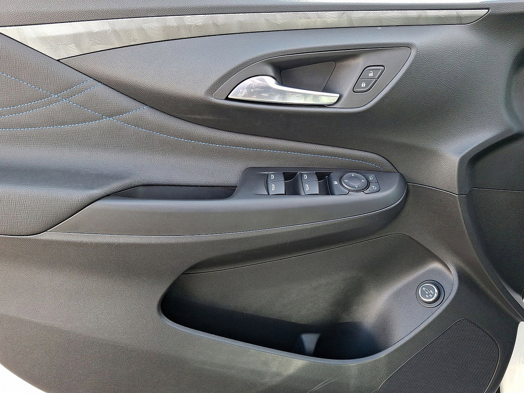 Used 2025 Buick Envista Sport Touring w/ Convenience II Package image 10