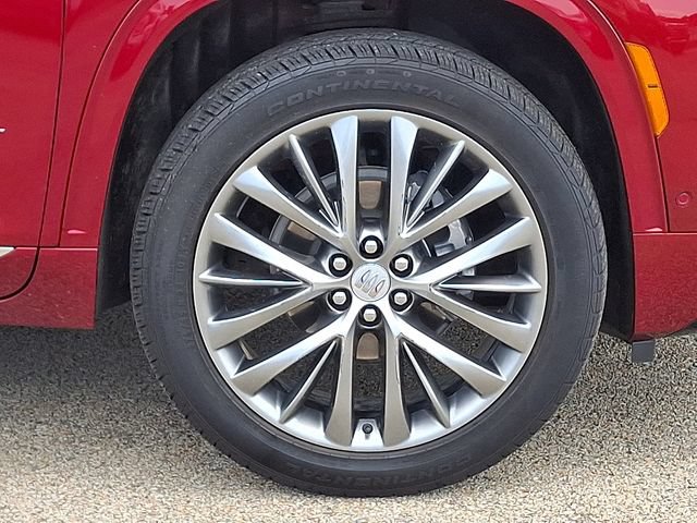 Used 2026 Buick Enclave Avenir w/ Super Cruise Package AWD/4WD image 8