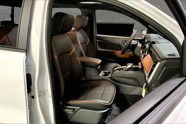 New 2026 GMC Canyon AT4 w/ Technology Plus Package AWD/4WD image 12