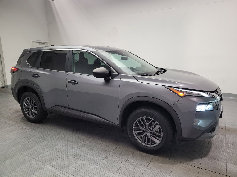 Used 2023 Nissan Rogue S AWD/4WD image 11
