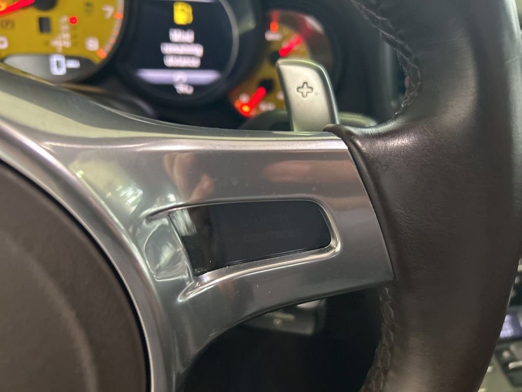 Used 2016 Porsche 911 Turbo image 37