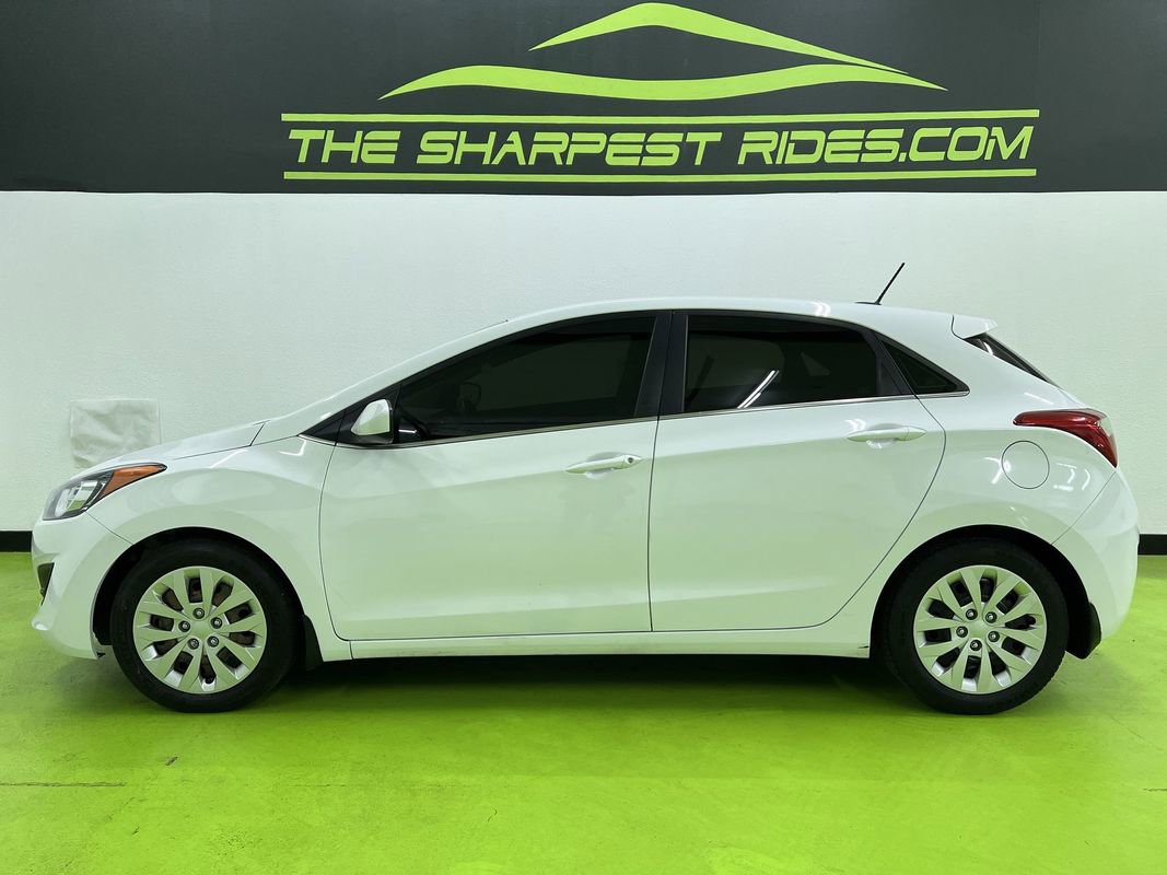 Used 2016 Hyundai Elantra GT FWD image 6