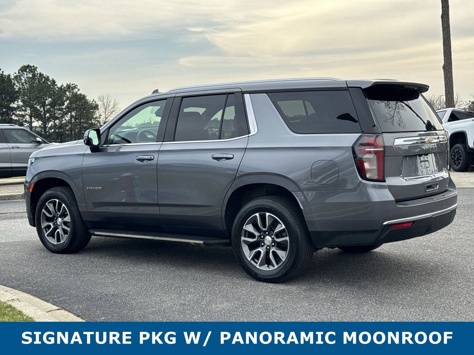 Used 2021 Chevrolet Tahoe LT w/ LT Signature Package AWD/4WD image 8