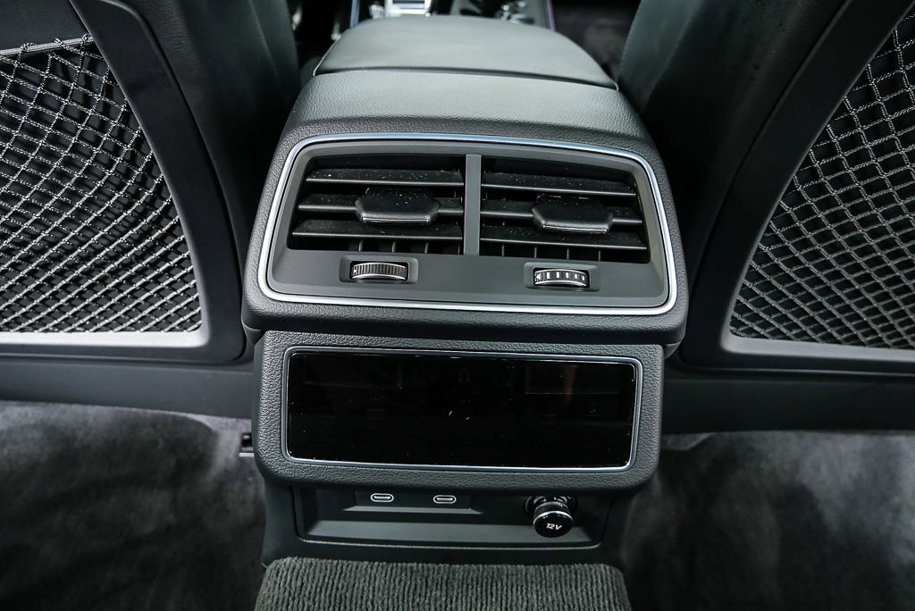 Used 2022 Audi S6 Prestige w/ Prestige Package image 20