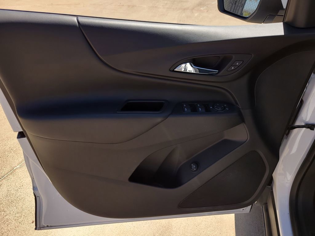 Used 2022 Chevrolet Equinox LT image 16