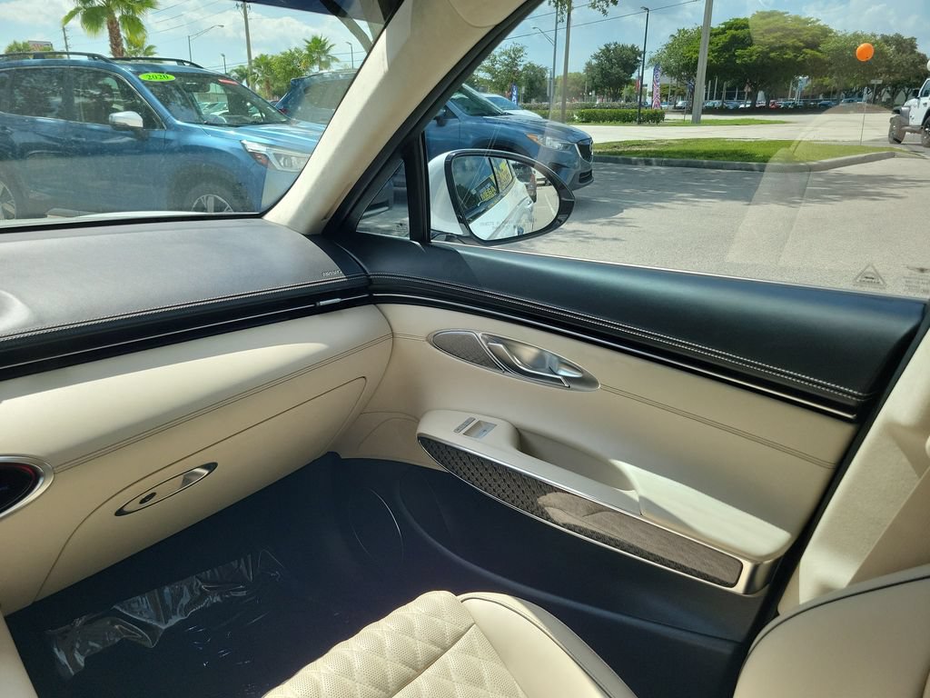 Certified 2024 Genesis GV70 3.5T Sport w/ Sport Prestige Package AWD/4WD image 15