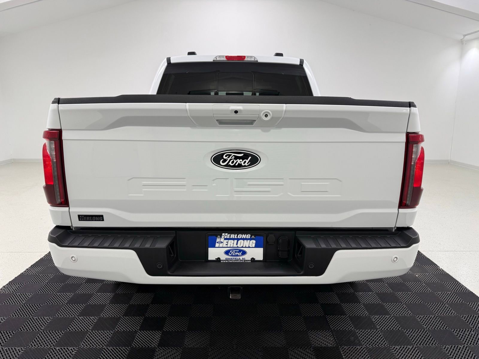 Used 2024 Ford F150 XLT w/ Equipment Group 302A MID image 6