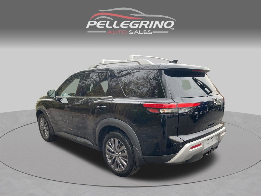 Used 2022 Nissan Pathfinder SL w/ SL Premium Package AWD/4WD image 4