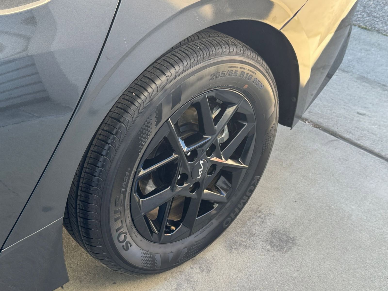 Used 2025 Kia K5 LXS image 30