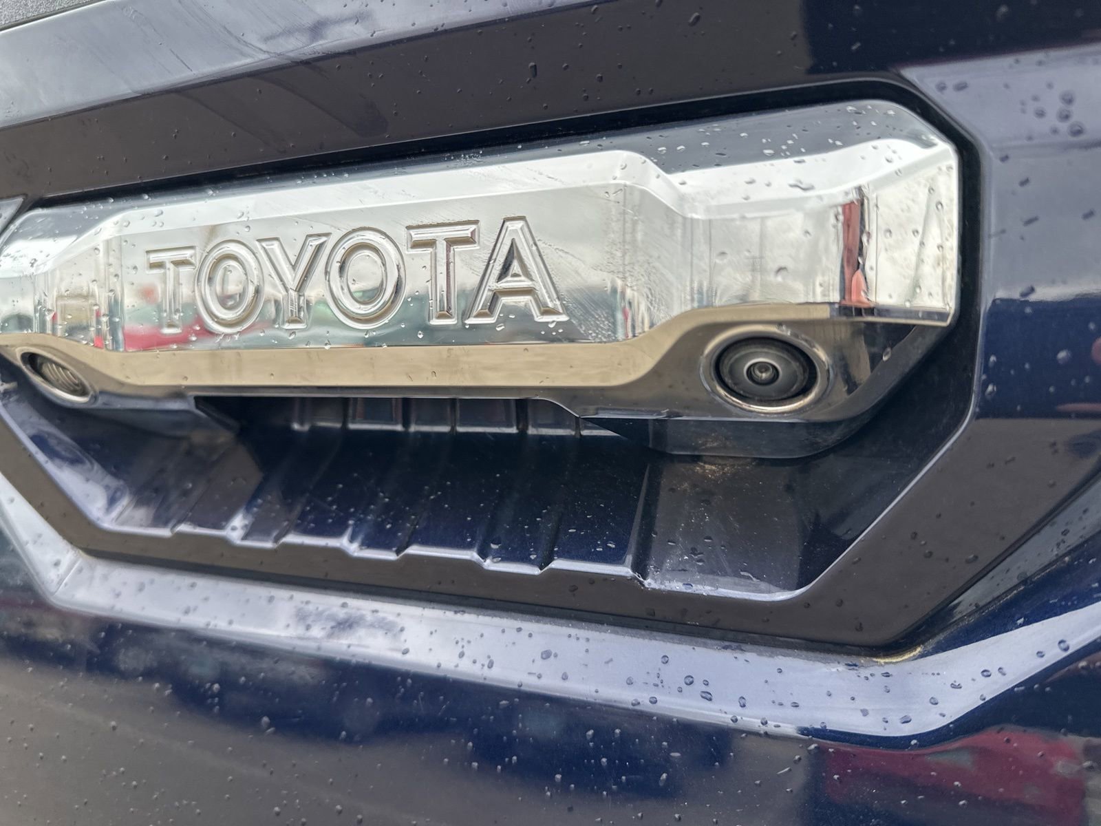 Used 2022 Toyota Tundra Capstone AWD/4WD image 32