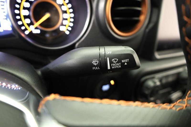 Used 2023 Jeep Gladiator Mojave w/ Cold Weather Group image 33