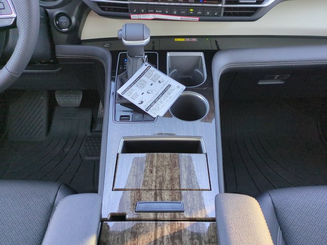 New 2026 Toyota Sienna Limited AWD/4WD image 19