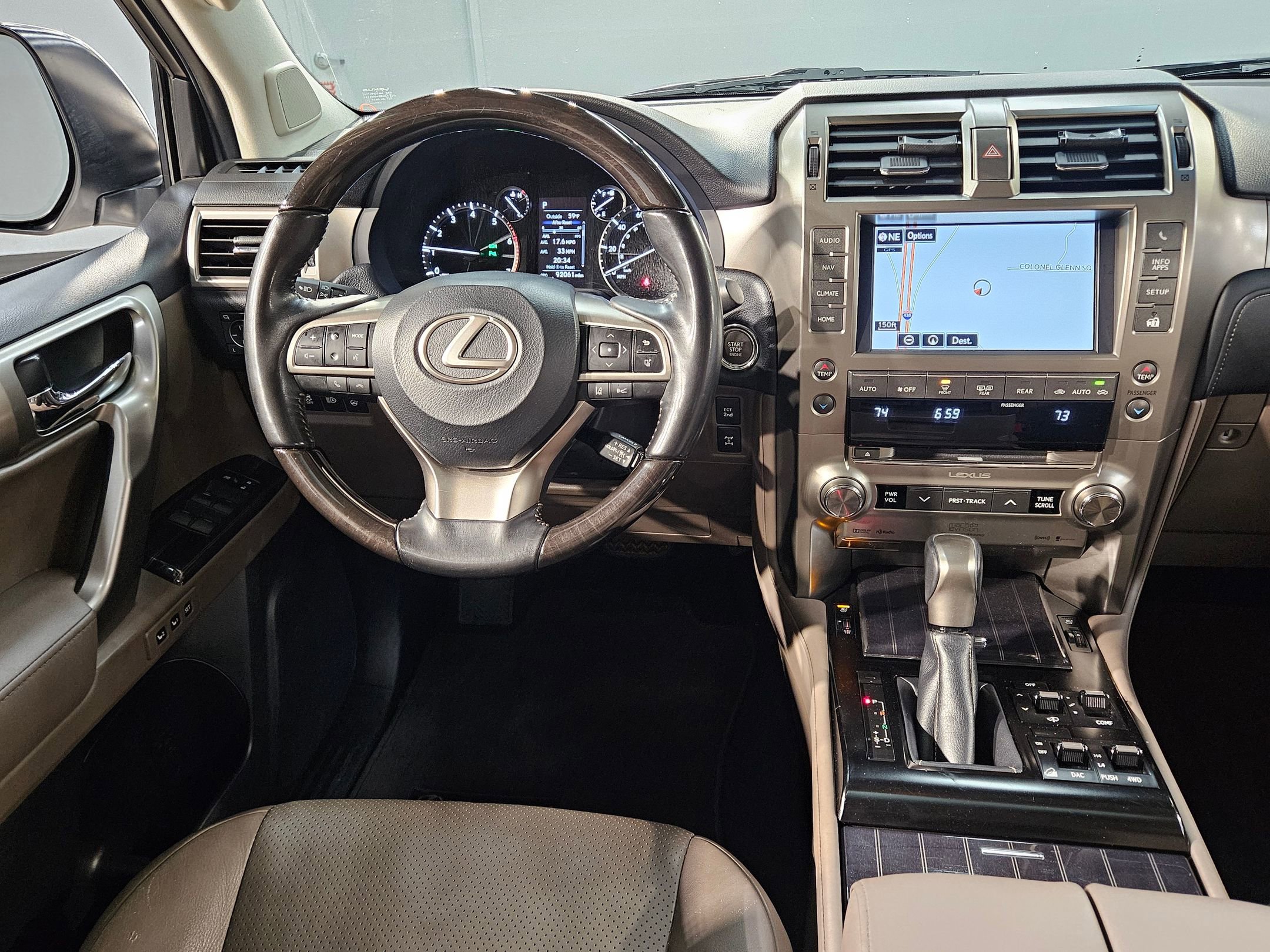 Used 2021 Lexus GX 460 Luxury w/ Sport Design Package AWD/4WD image 9