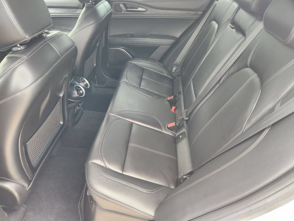 Used 2023 Alfa Romeo Stelvio Sprint AWD/4WD image 30