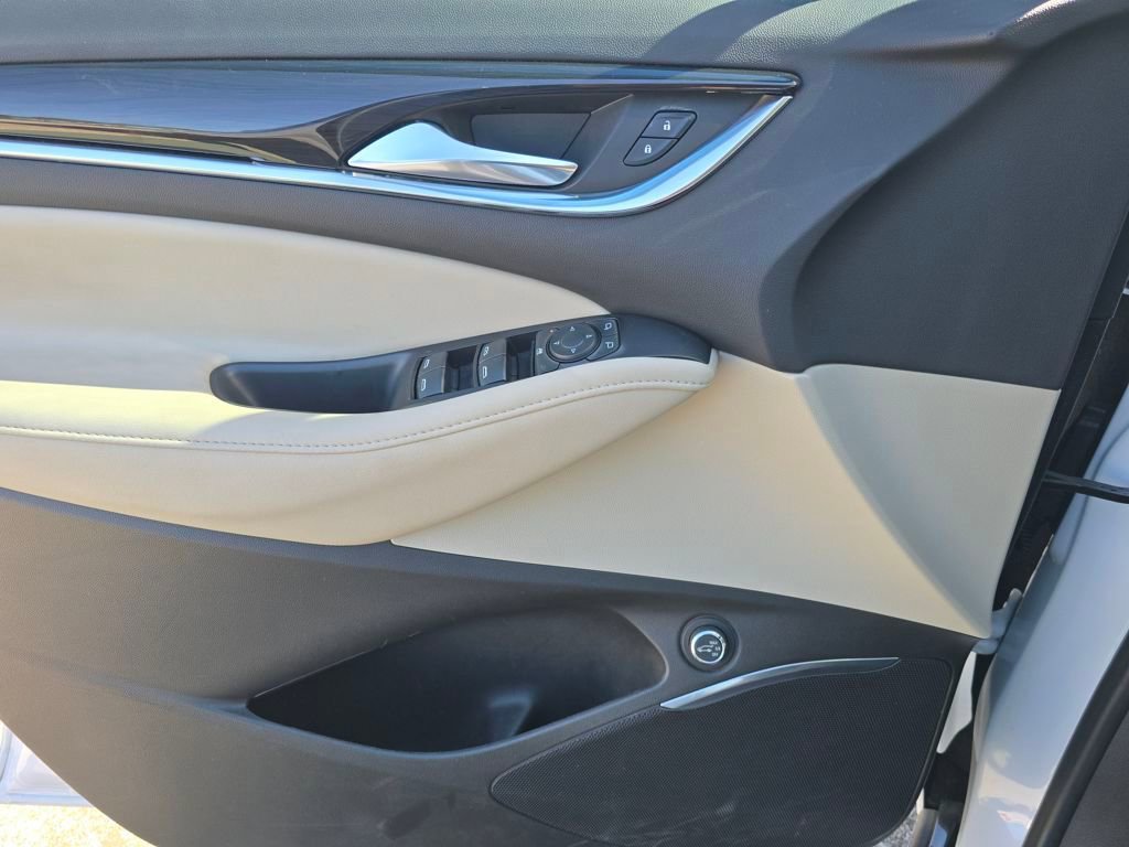 Used 2021 Buick Enclave Essence w/ Sport Touring Edition image 26