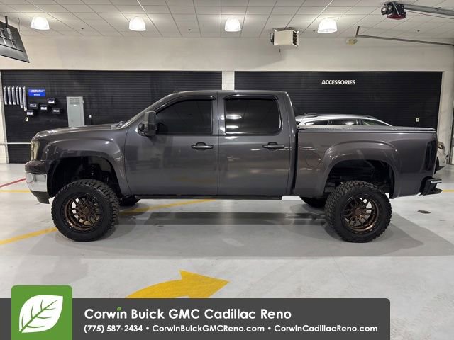 Used 2011 GMC Sierra 1500 SLT w/ SLT Convenience Package AWD/4WD image 3