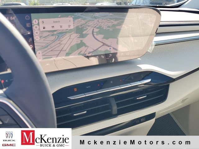 New 2027 Buick Enclave Avenir w/ LPO, Floor Liner Package FWD image 19