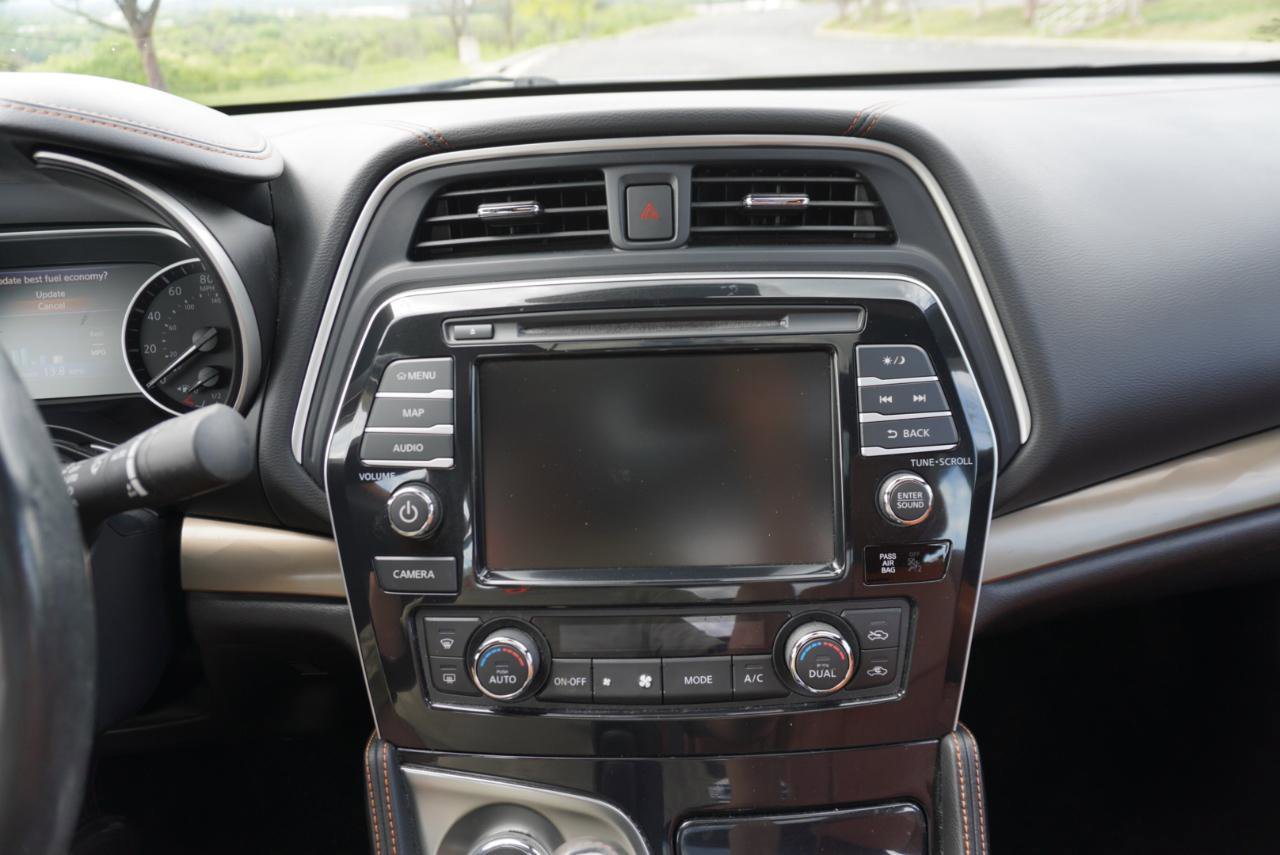 Used 2019 Nissan Maxima Platinum w/ Reserve Package image 37