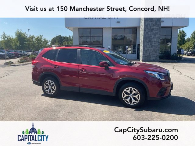 Used 2024 Subaru Forester Premium AWD/4WD image 1