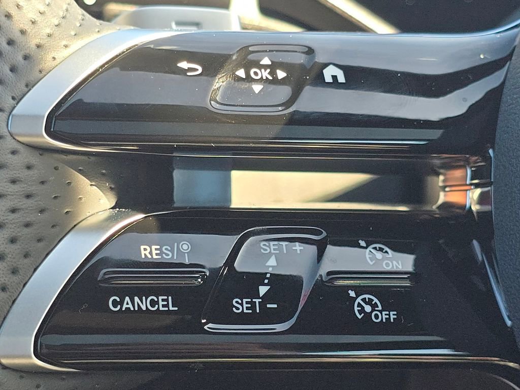 Used 2026 Mercedes-Benz C 300 4MATIC Sedan image 34