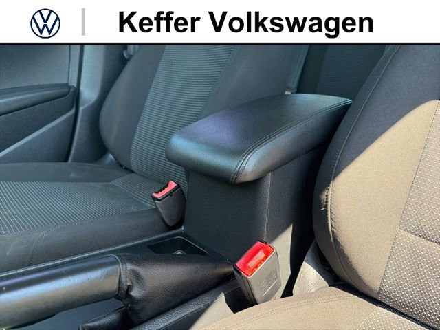Used 2016 Volkswagen Passat 1.8T R-Line FWD image 26