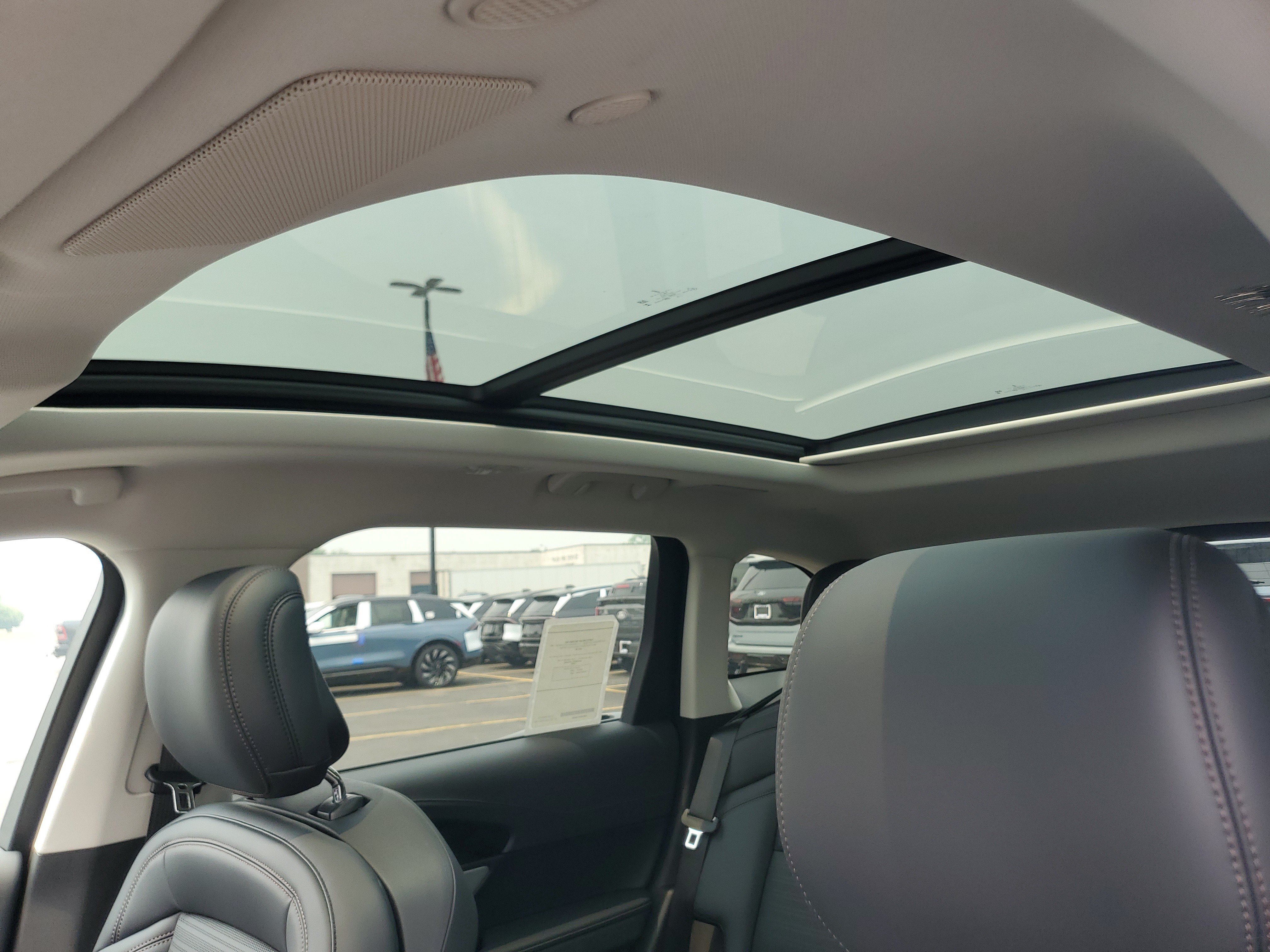 New 2026 Lincoln Nautilus Reserve AWD/4WD image 10