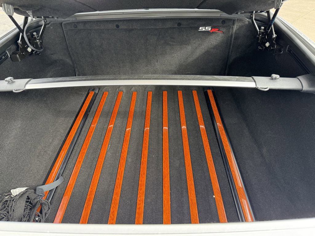 Used 2004 Chevrolet SSR Base w/ Preferred Equipment Group image 13