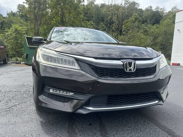 Used 2016 Honda Accord Touring image 11