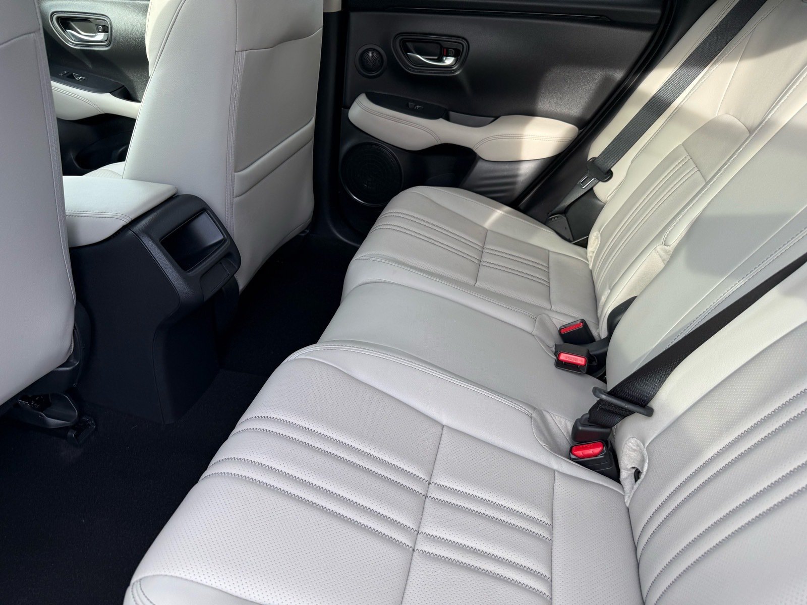 Certified 2027 Honda HR-V EX-L image 28
